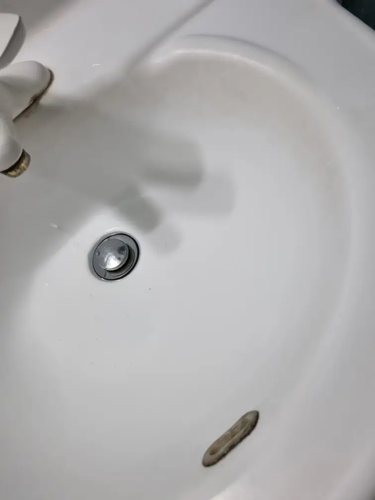 세면대 팝업 교체, 배수구 막힘과 물샘 한 번에 해결해 드립니다